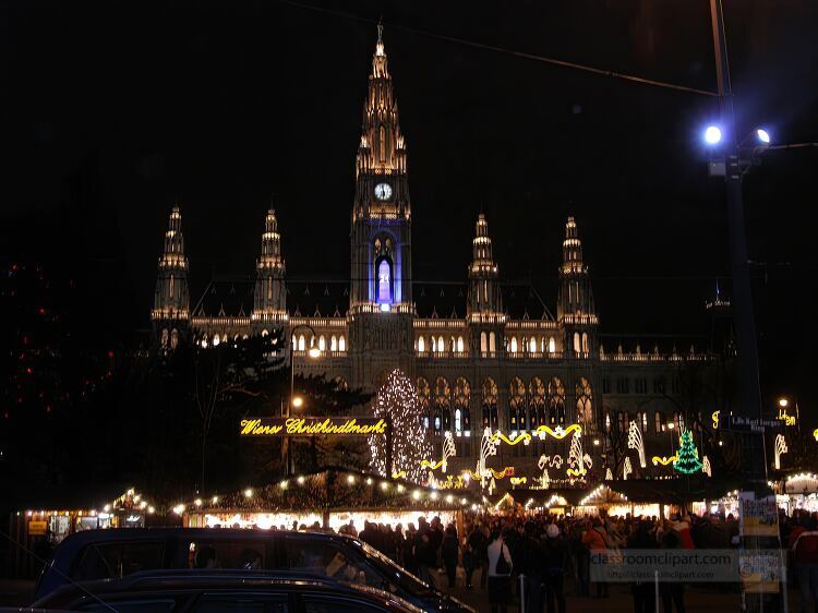 Vienna City Hall in December