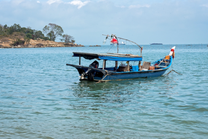 boat near beach in langkawi malaysia - Classroom Clip Art