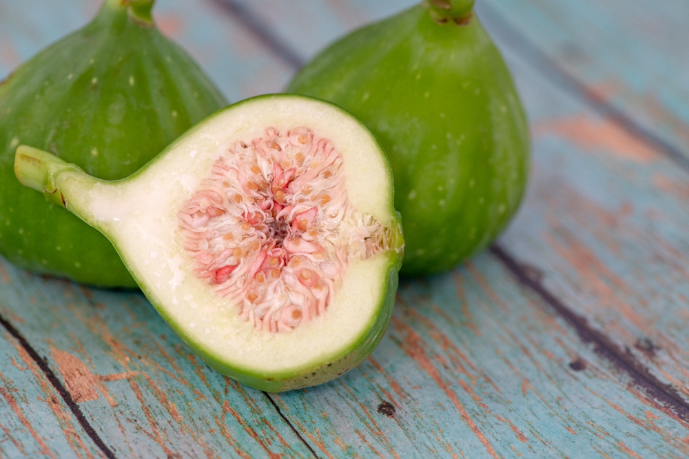 Fruit Pictures Three Green Figs Closeup