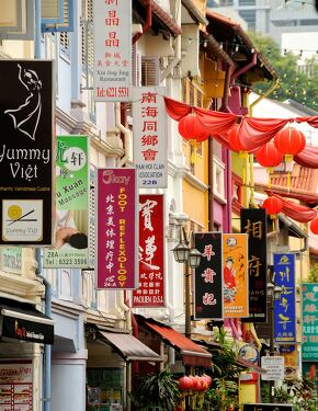 Colorful streets of Singapore Chinatown