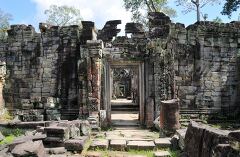 Discover Ancient Ruins in Siem Reap Cambodias Angkor Wat