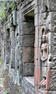 Exploring Ancient Carvings in Siem Reap Angkor Wat