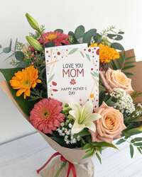 Mothers Day bouquet with card and peach roses