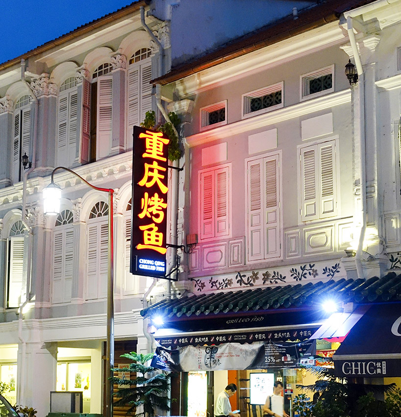 night-scene-china-town-singapore.jpg