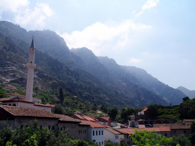 photo-town-of-kruje-albania.jpg