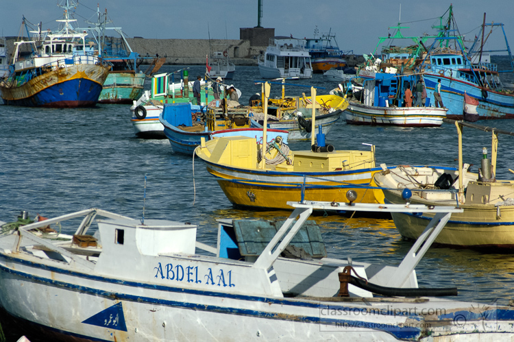 photo-boats-in-harbor-alexandria-egypt-5274.jpg