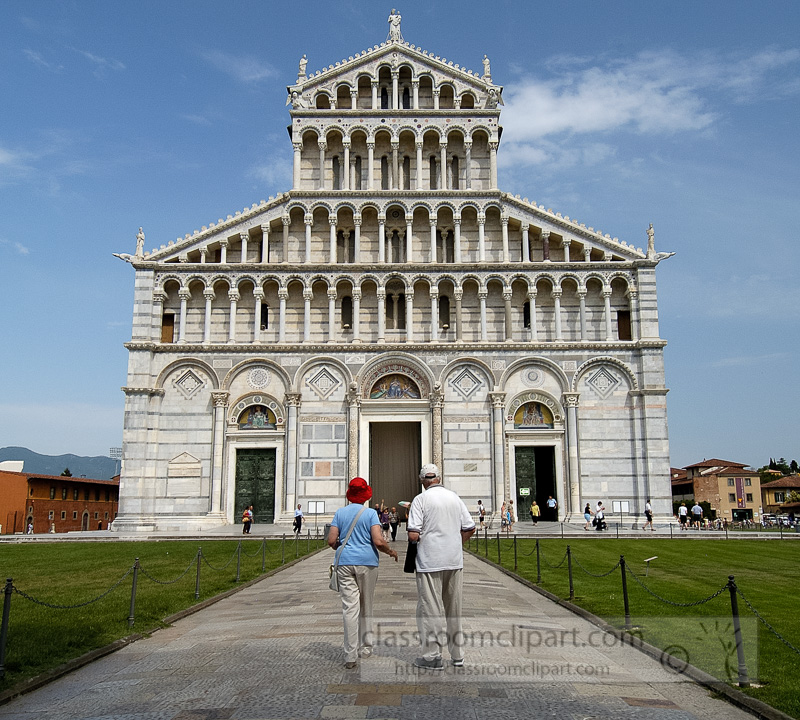 Tourists entering Cathedral of Pisa Italy-4-7648LB.jpg