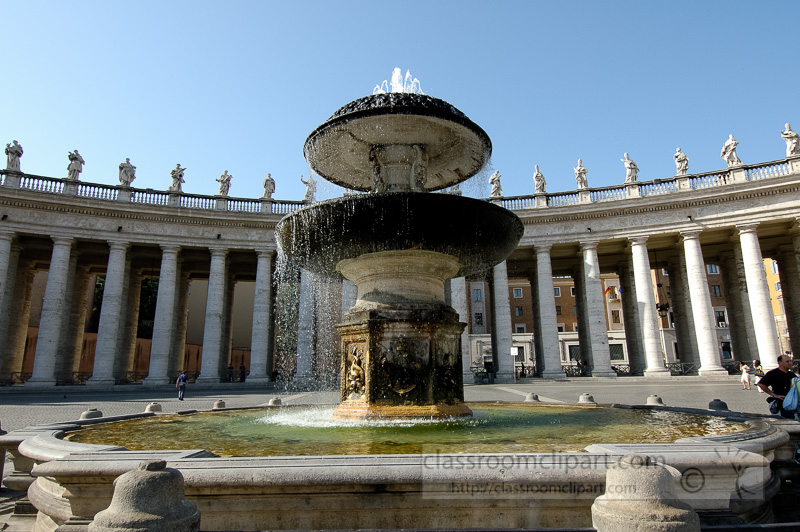 Colonnades-at-Piazza-San-Pietro-St-Peters-Basilica-photo_0622.jpg