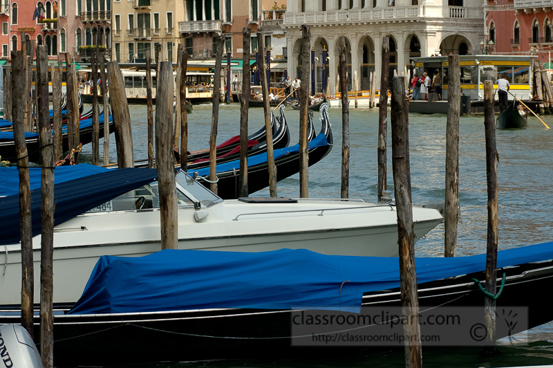 Canal-Grande-in-Venice-Italy-image-1710.jpg