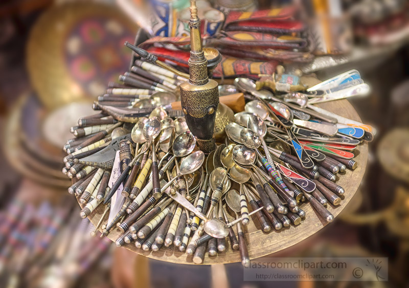 display-of-old-spoons-for-sale-in-the-souk-marrakesh-morocco-5904.jpg