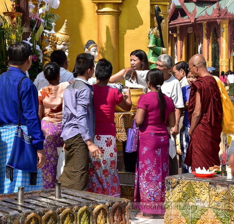 people-at-Shwedagon-Pagoda-at-Yangon-Myanmar-6654Aas.jpg