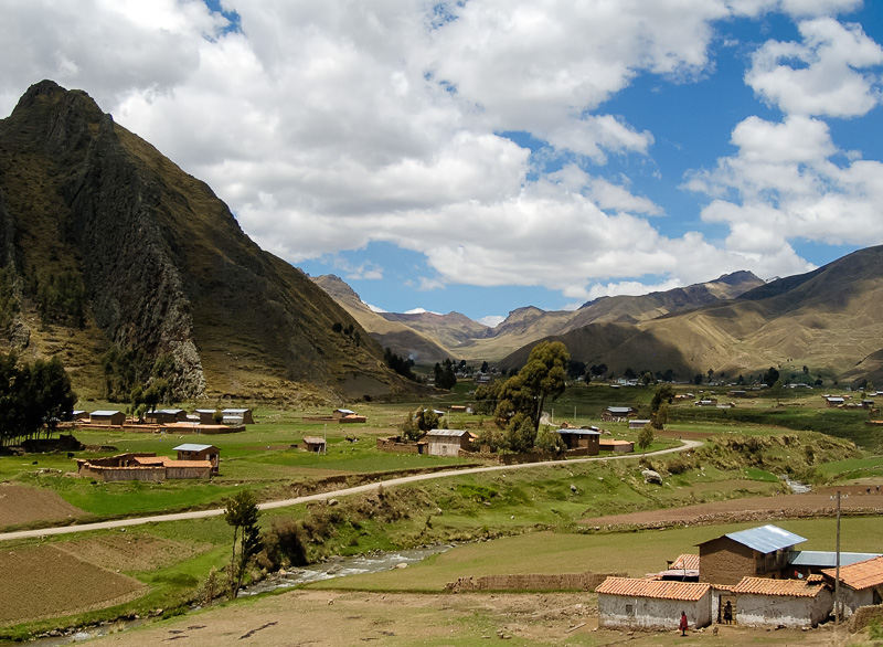 Andes-Mountains-in-Peru_012E.jpg