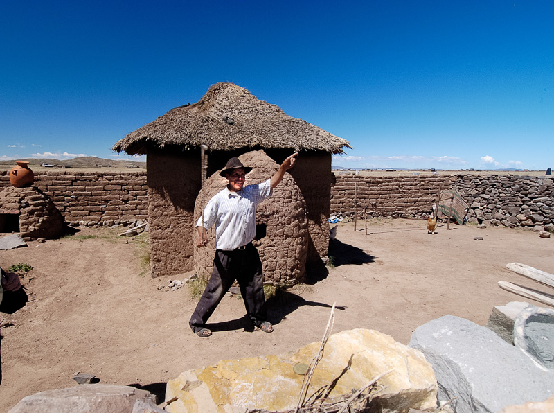 Native-Indian-home-in-Peru-Photo-006.jpg