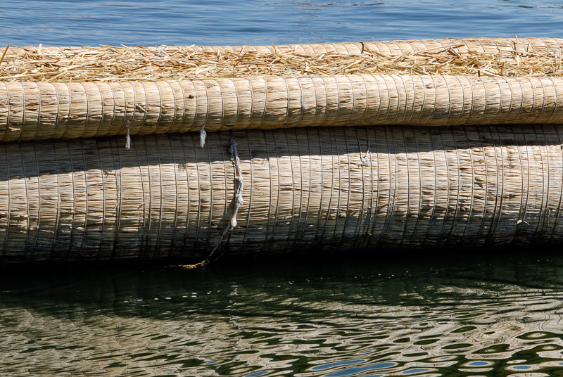 Traditional-reed-boats-Lake-Titicaca-Photo-2611A.jpg
