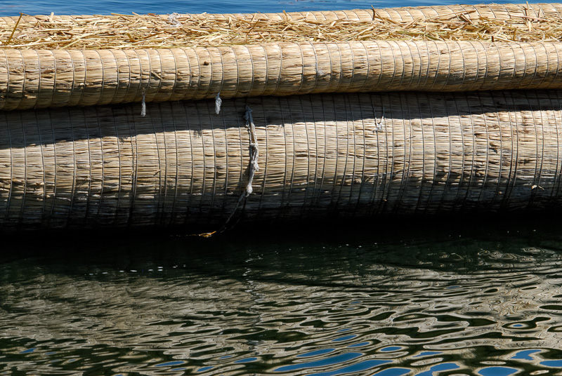 Traditional-reed-boats-Lake-Titicaca-Photo-2612A.jpg