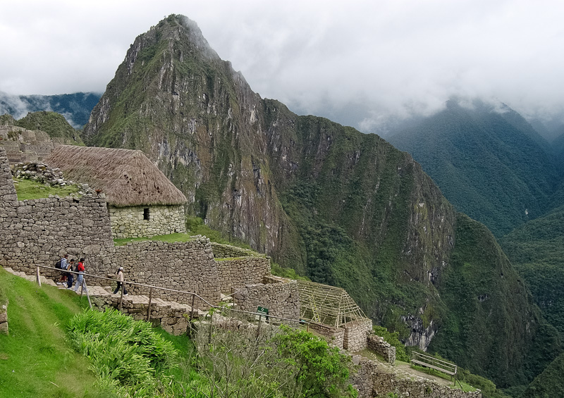Inca-Ruins-Machu-Picchu-Peru_006-2.jpg