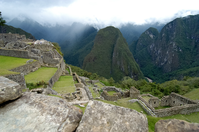 Inca-Ruins-Machu-Picchu-Peru_023-2.jpg