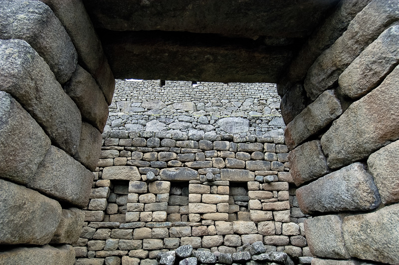 Inca-Ruins-Machu-Picchu-Peru_026-3.jpg