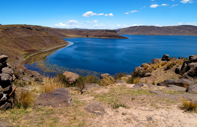 Lake-Umayo-near-Puno-in-Peru-Photo-006.jpg