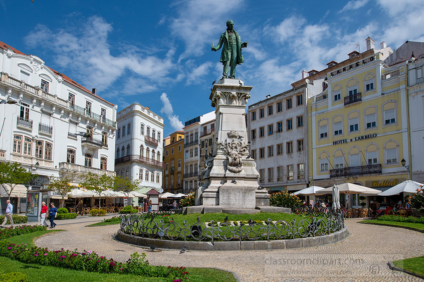 center-square-coimbra-portugal-with-statue.jpg