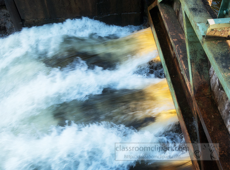 water-rushing-through-a-lock-on-the-Dalsland-Canal-Hafverud-Sweden-1246.jpg