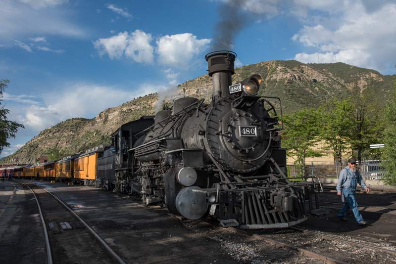 durango-silverton-narrow-gauge-railroad-colorado.jpg