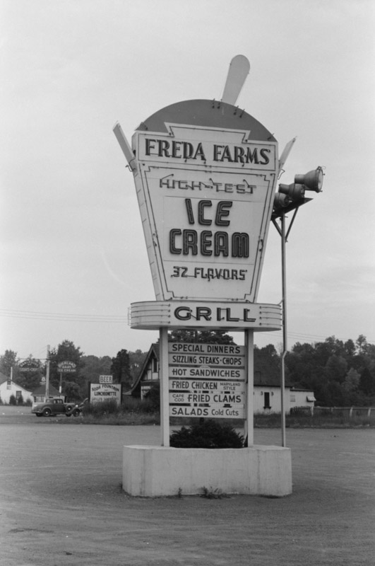 ice-cream-advertising-near-berlin-connecticut-1939.jpg