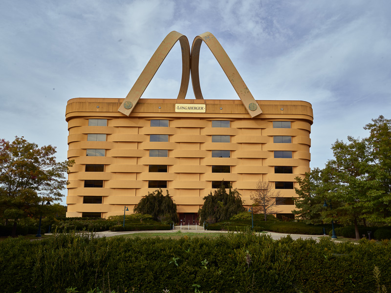 ohio-famous-big-basket-building-in-newark.jpg