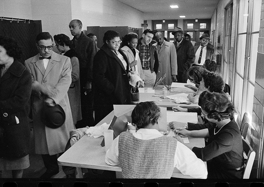 1962-november-6-maryland-voters-waiting-to-votes.jpg