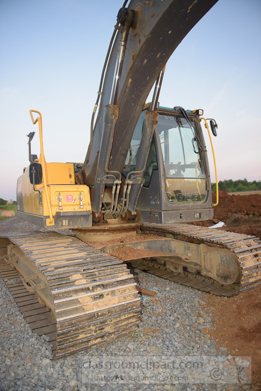 Excavator-Heavy-construction-equipment-Photo-8696.jpg