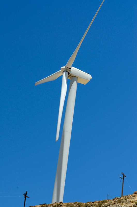wind_turbine_california_79.jpg