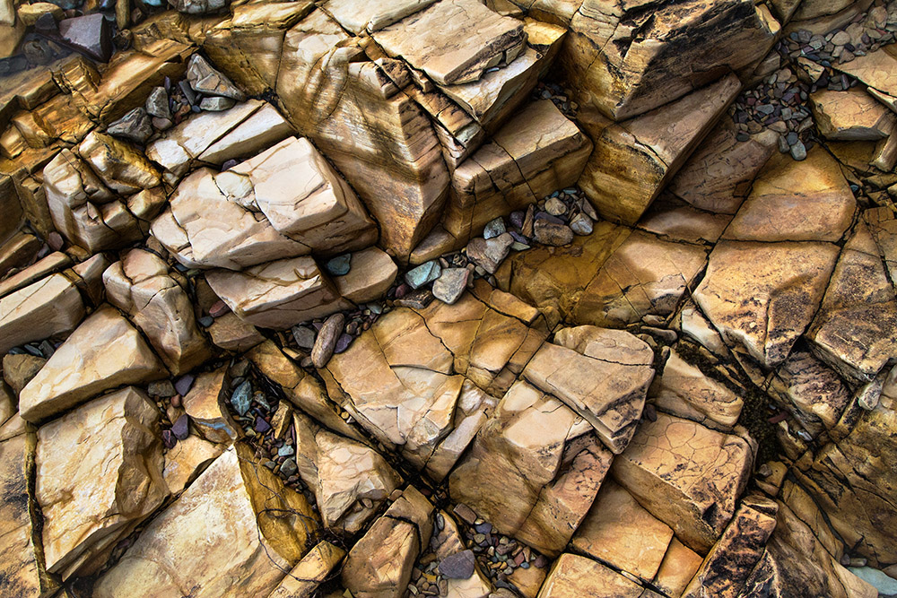 rock-and-pebble-pattern-closeup.jpg