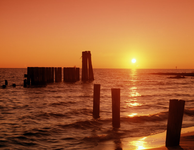 photo-chesapeake-bay-at-sunset-maryland.jpg