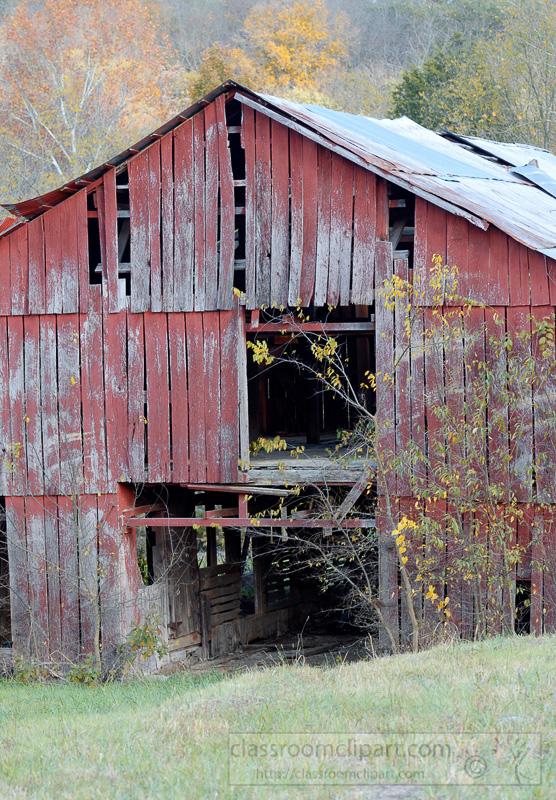 front-old-barn.jpg