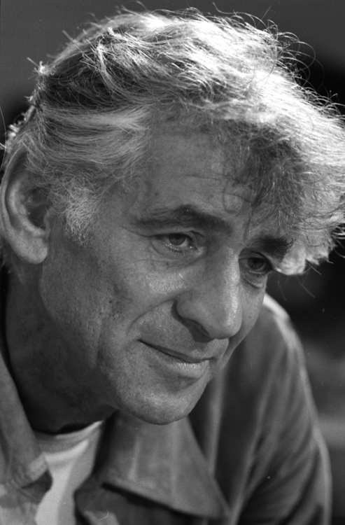 Leonard-Bernstein-portrait-photo-image.jpg