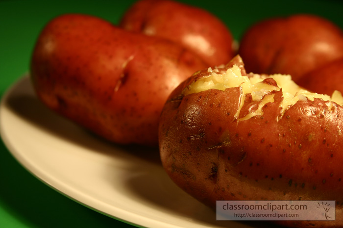 baked_red_potatoes_395.jpg