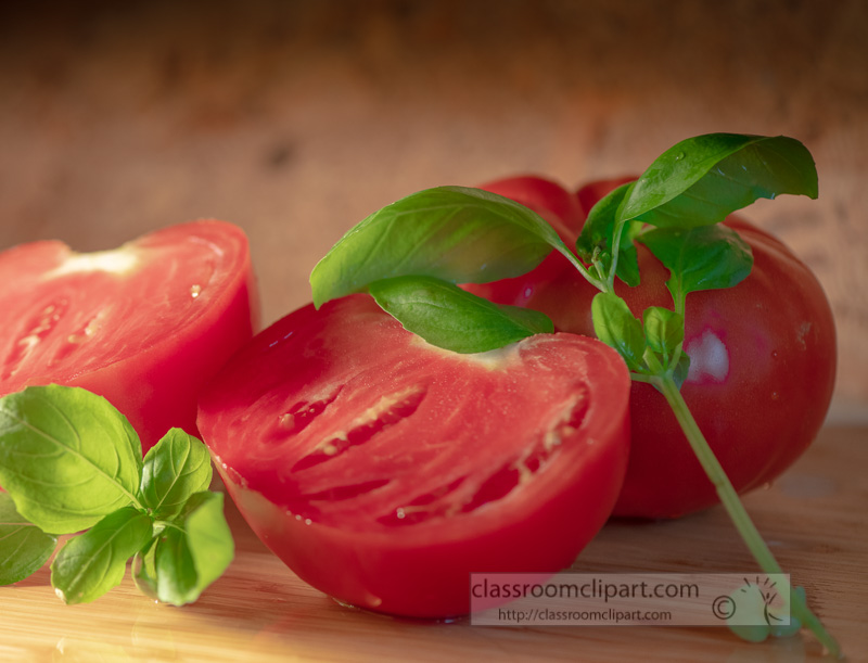 fresh-sliced-tomatoes-with-basil-leaves-8500338-3.jpg