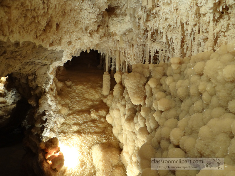 speleothems-cave-formations-Caverns-of-Sonora.jpg