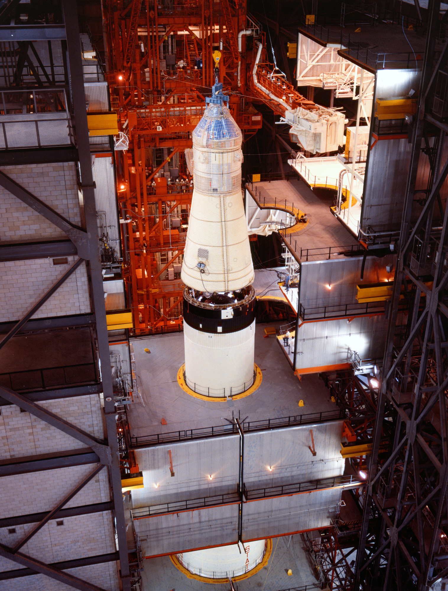 mating-of-the-apollo-11-spacecraft-to-the-saturn-v-launch-vehicle.jpg
