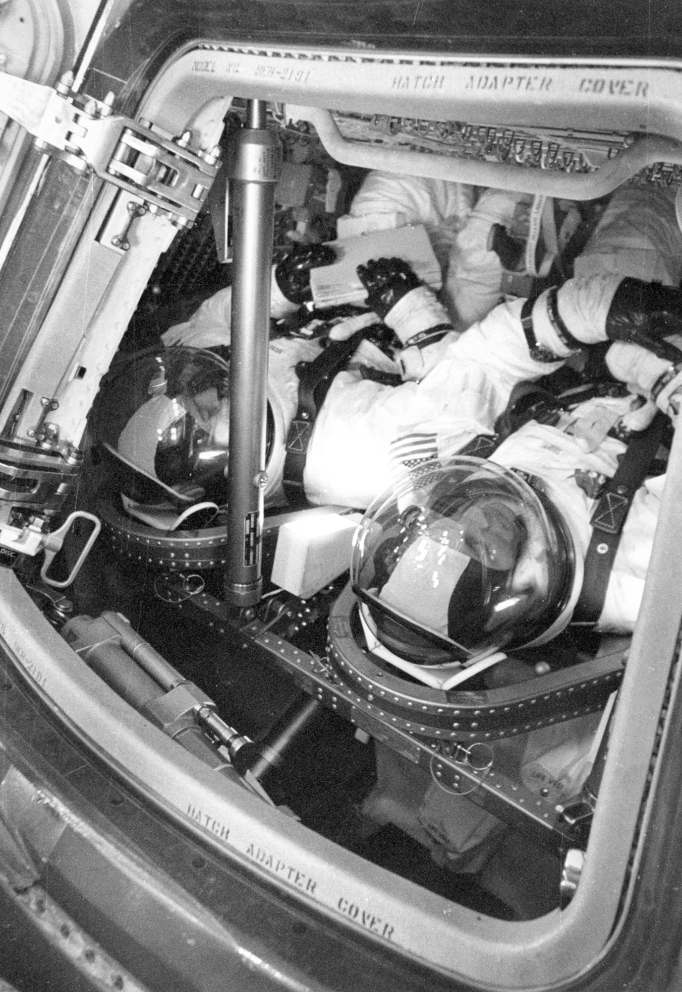 apollo-13-backup-astronauts-john-young-and-jack-swigert-in-spacecraft-during-altitude-chamber-test-at-ksc.-september-1969.jpg