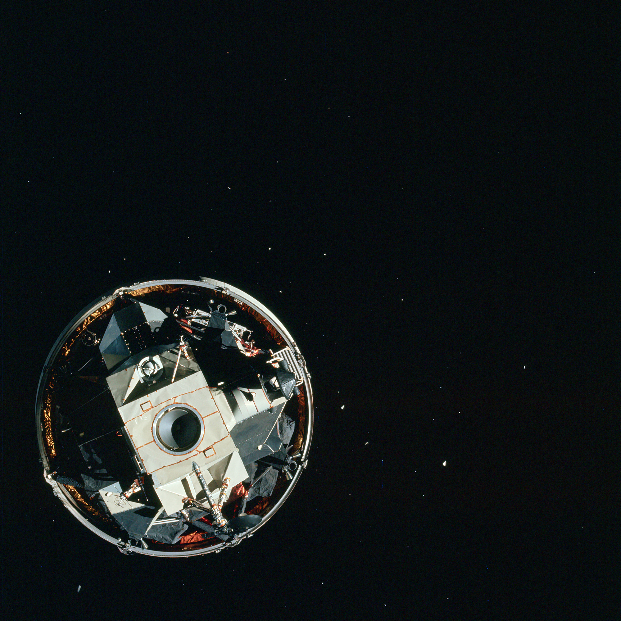 apollo-15-lunar-module-prior-to-extraction.jpg