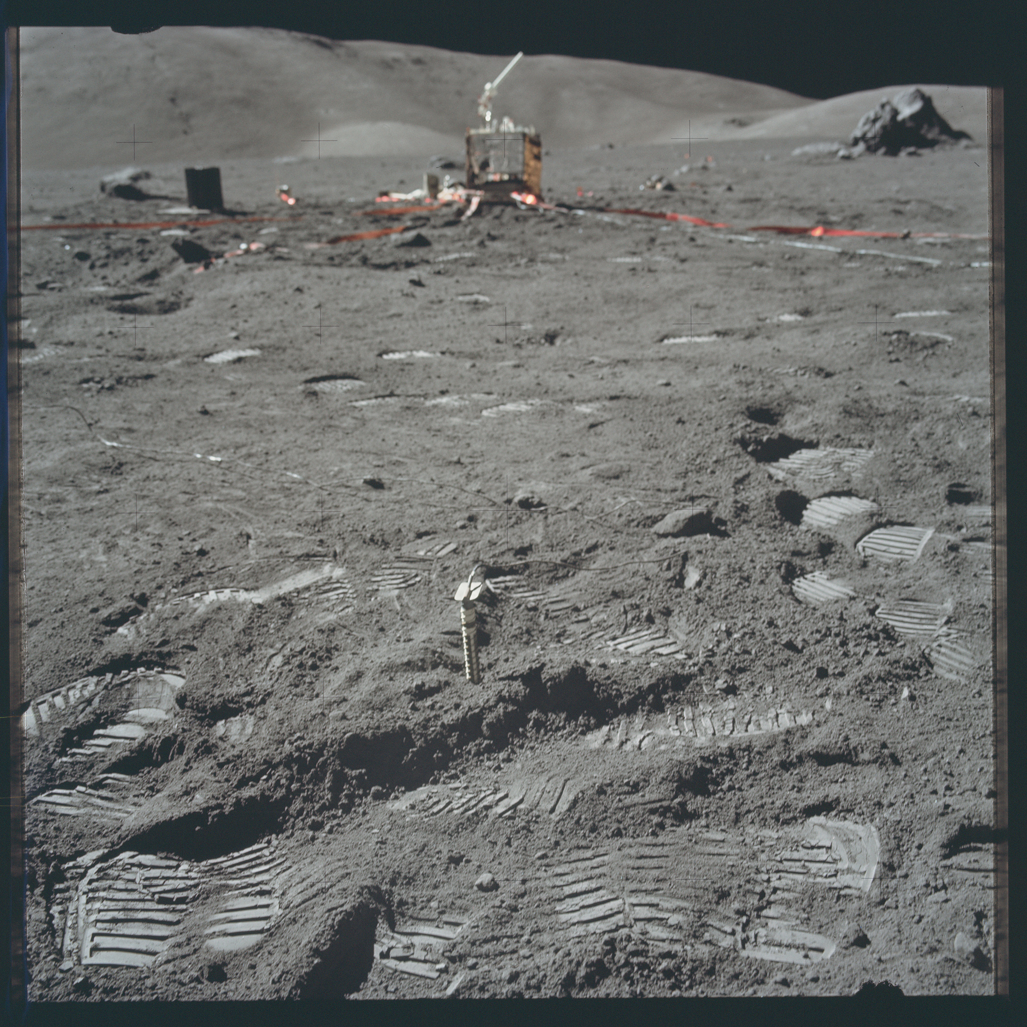 apollo-17-mission-moon-landing-119.jpg