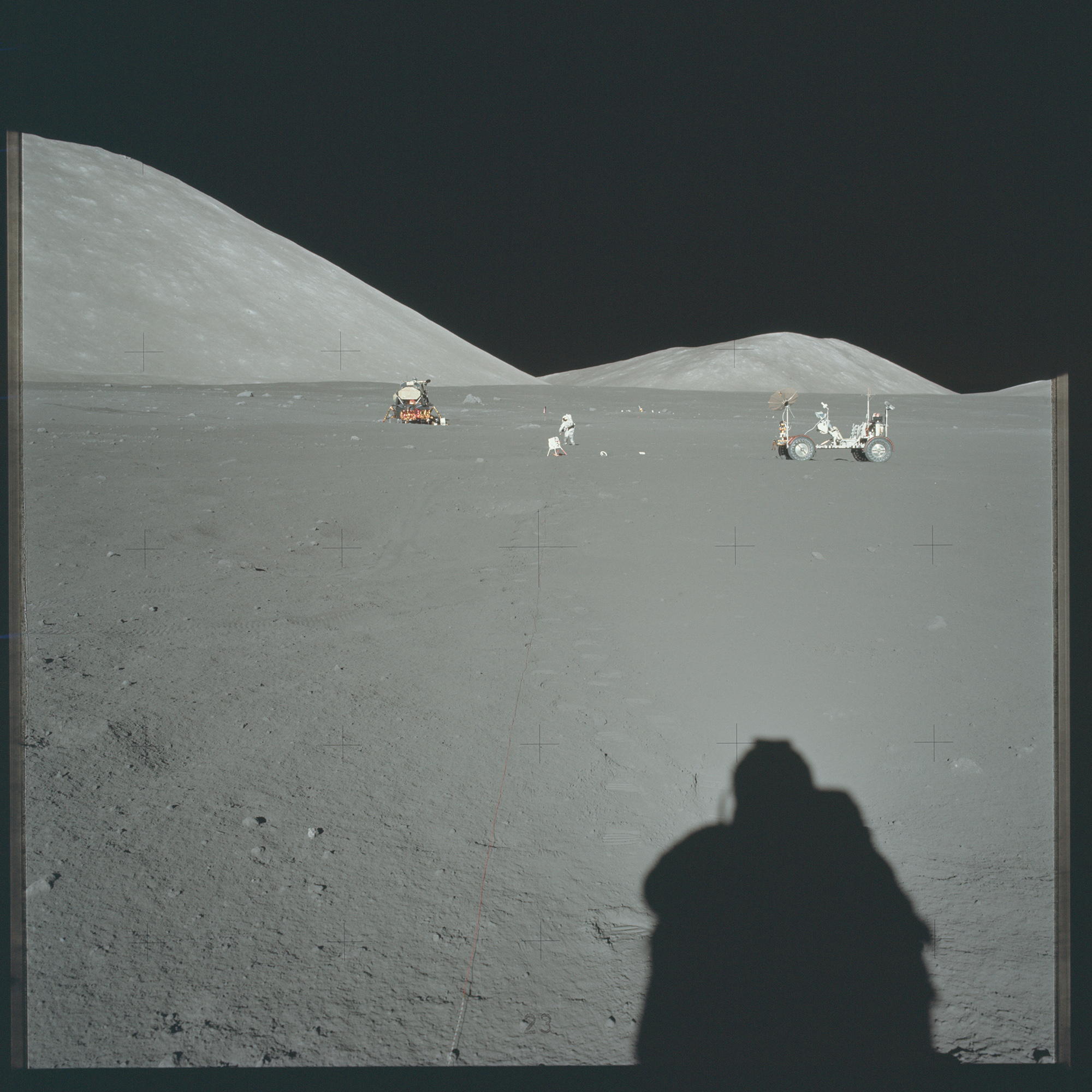 apollo-17-mission-moon-landing-185.jpg
