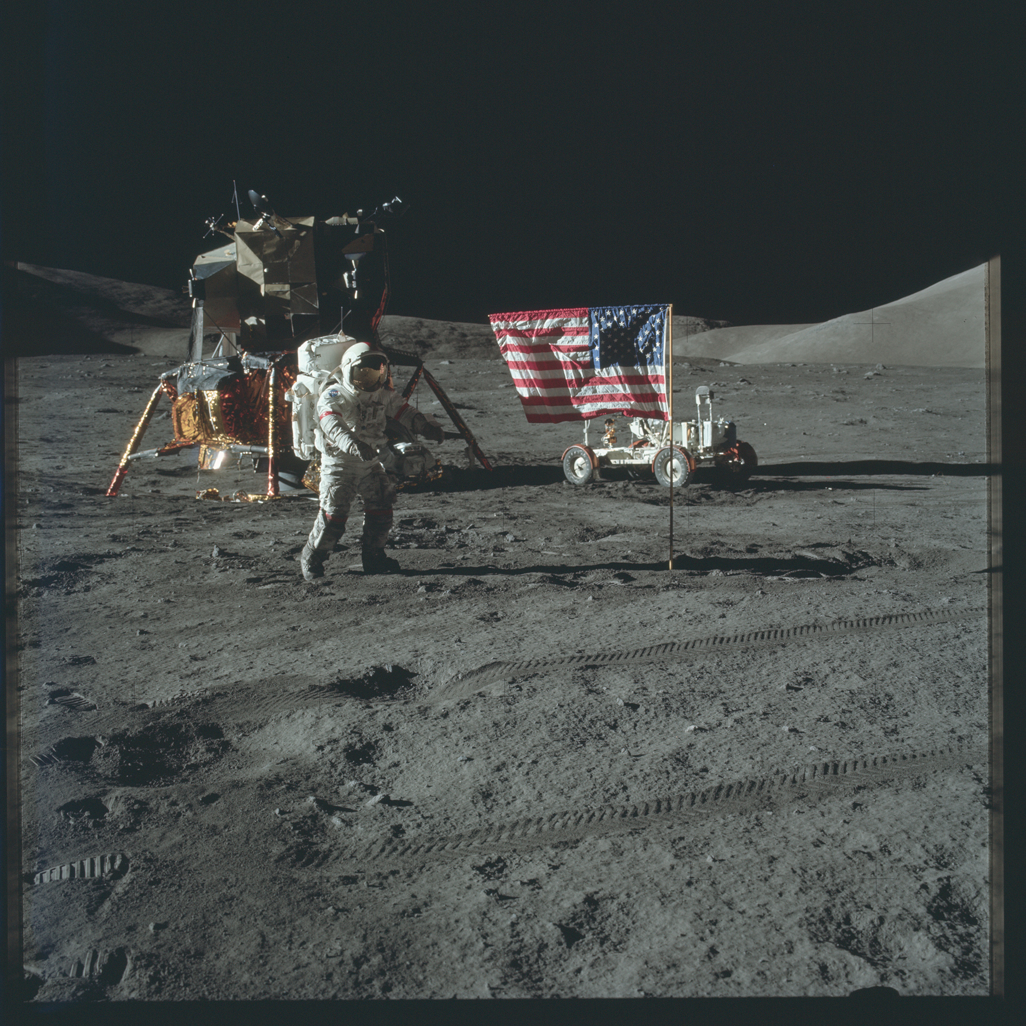 apollo-17-mission-moon-landing-229.jpg