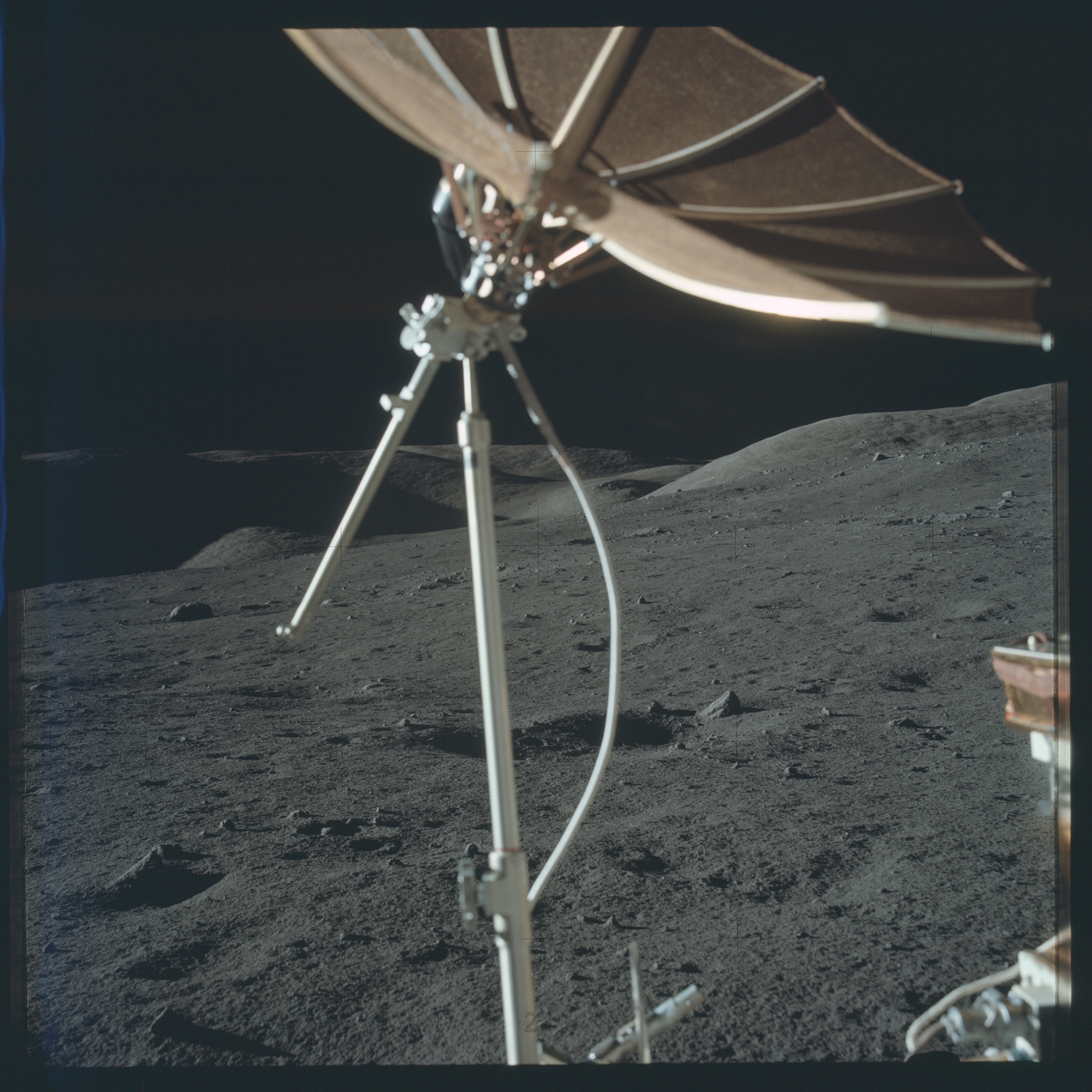 apollo-17-mission-moon-landing-247.jpg