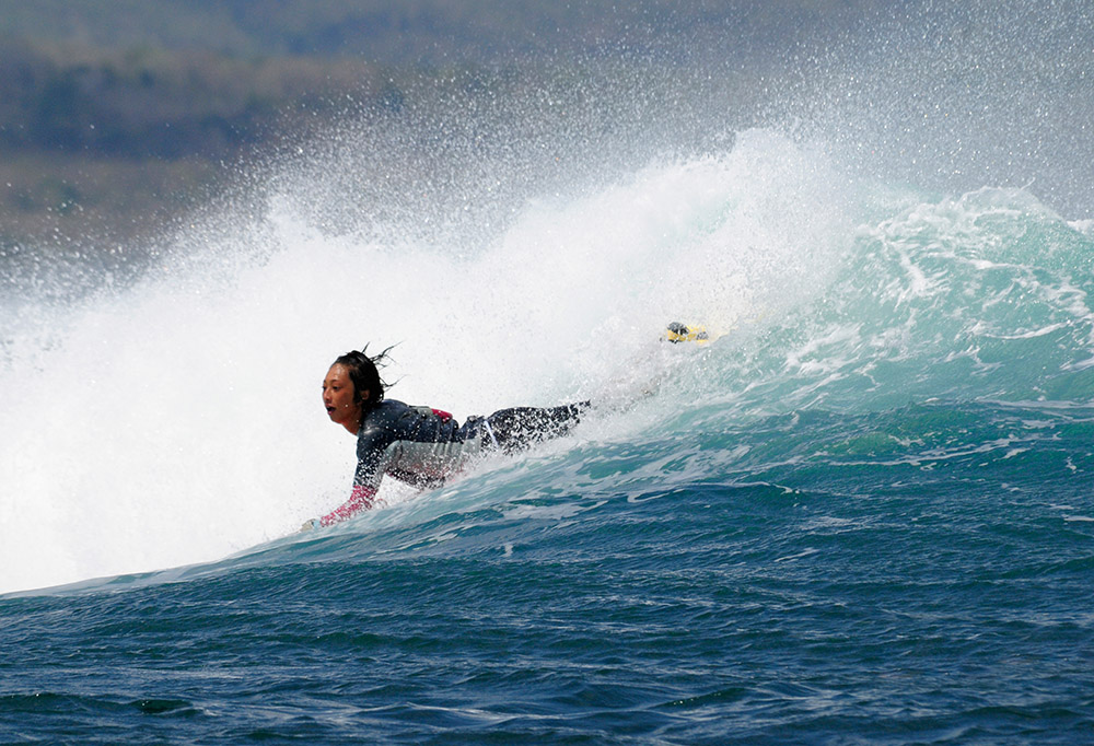 surfing-in-bali-indonedsia-5286a.jpg