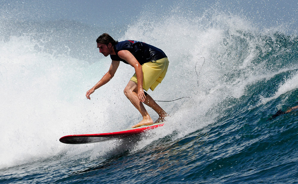 surfing-in-bali-indonedsia-5509b.jpg