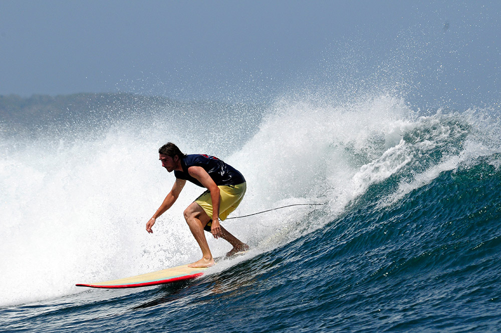 surfing-in-bali-indonedsia-5510a.jpg
