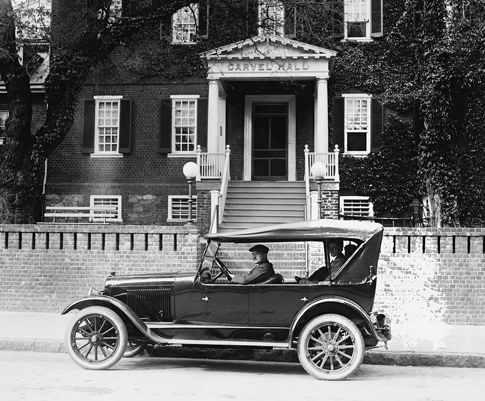 herald-tour-to-annapolis-1920.jpg