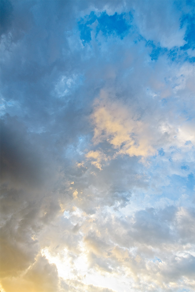 clouds-near-sunset-with-blue-sky-2577.jpg
